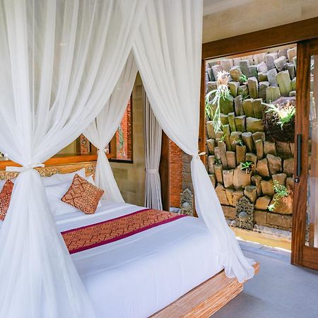 2 Seasons : Villa Star - Luxury With Private Pool อูบุด ภายนอก รูปภาพ
